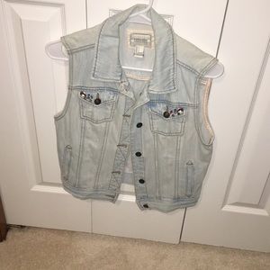 jean vest